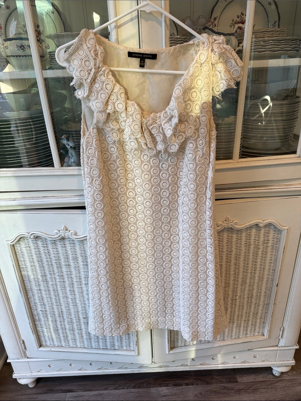 Cynthia Steffe Cream Lace Ruffle-Trim Shift Dress 10
